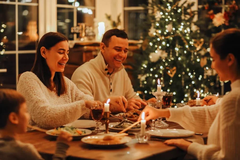 hosting-the-perfect-christmas-party-in-a-modern-luxury-home